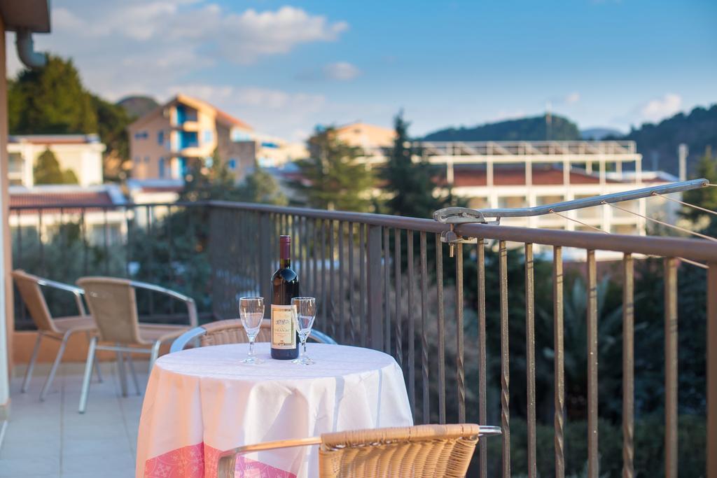 Villa Nadezda Petrovac Exterior foto